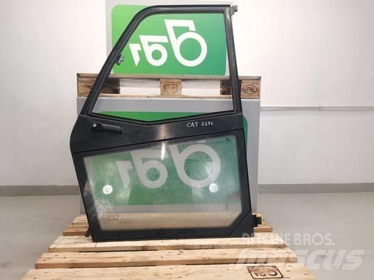 CAT TH337C door Ohjaamo ja sisusta