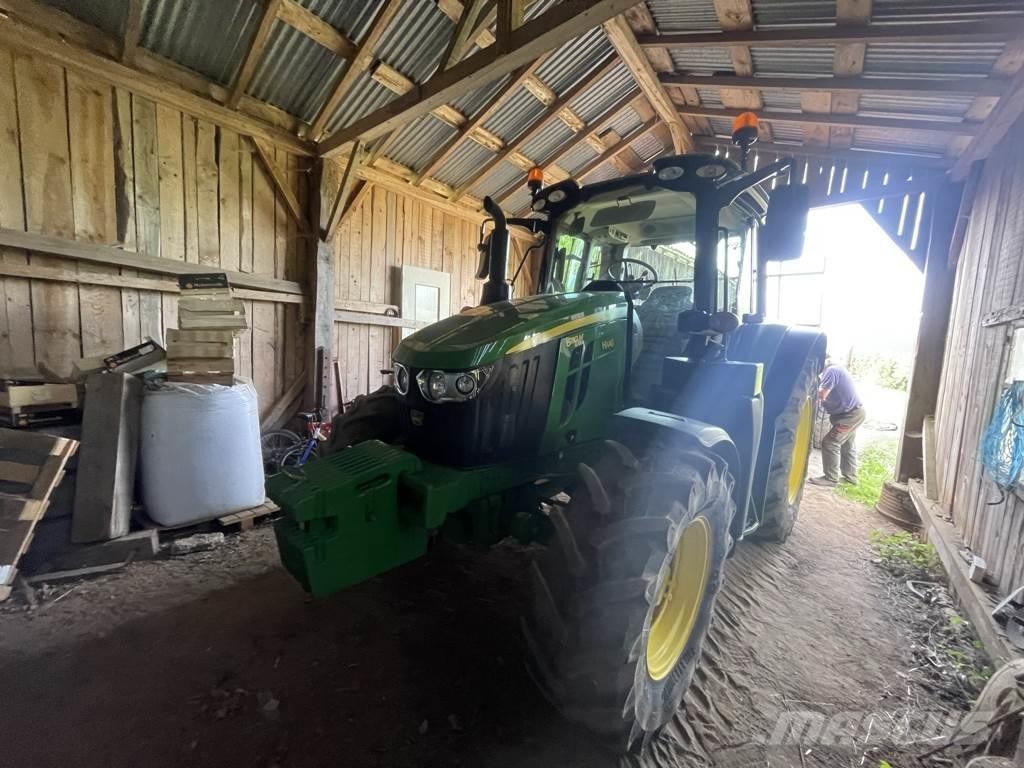 John Deere 6110M Traktorit