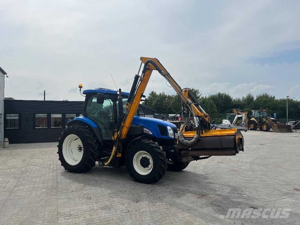 New Holland TS 115 A Traktorit