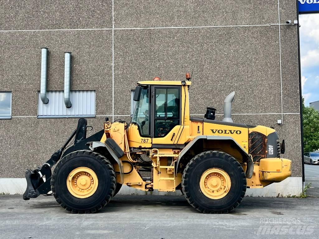 Volvo L 120 F Pyöräkuormaajat