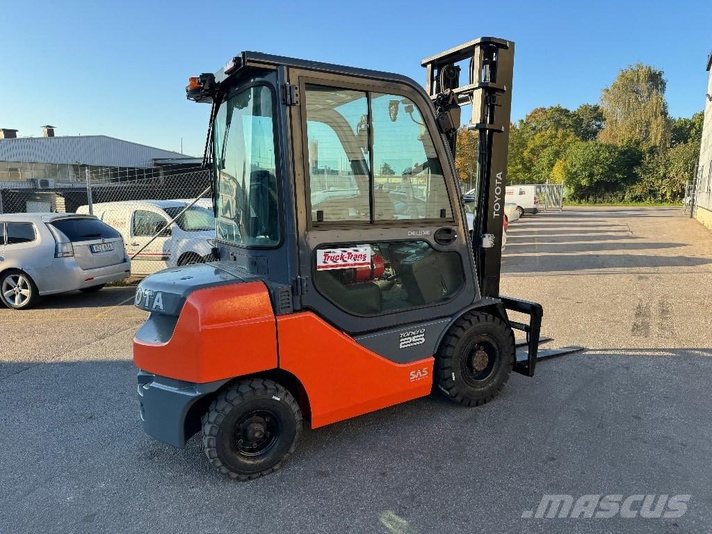 Toyota 02-8FDF25 Dieseltrukit