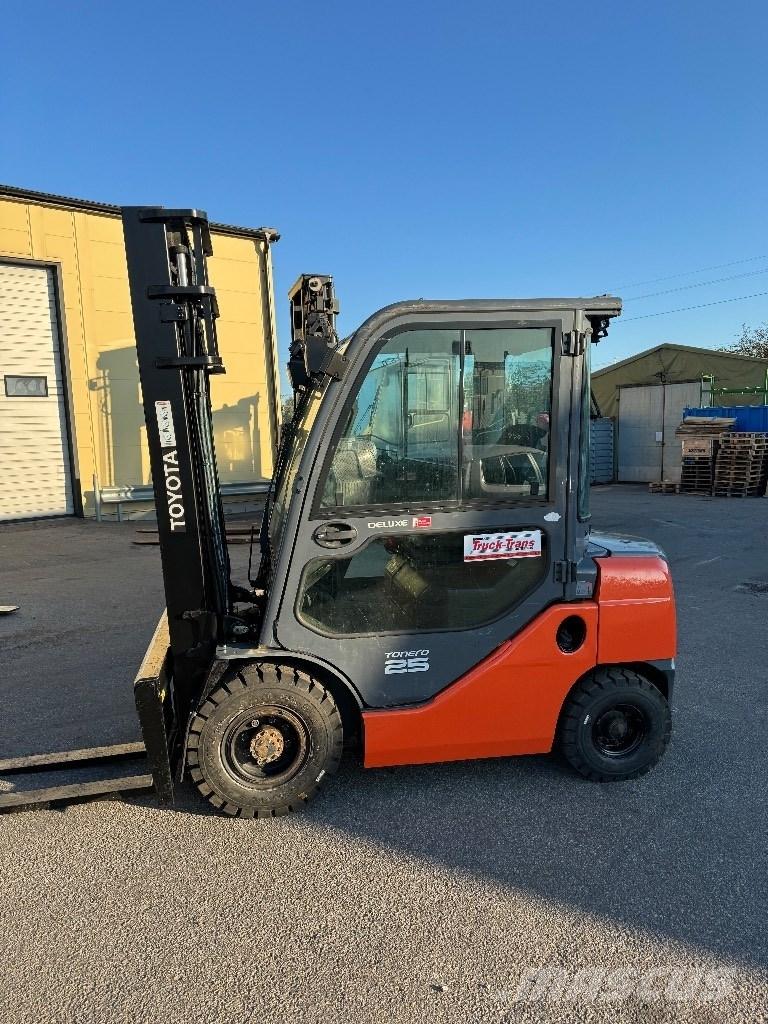 Toyota 02-8FDF25 Dieseltrukit