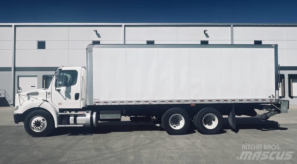 Freightliner M 106 Umpikorikuorma-autot