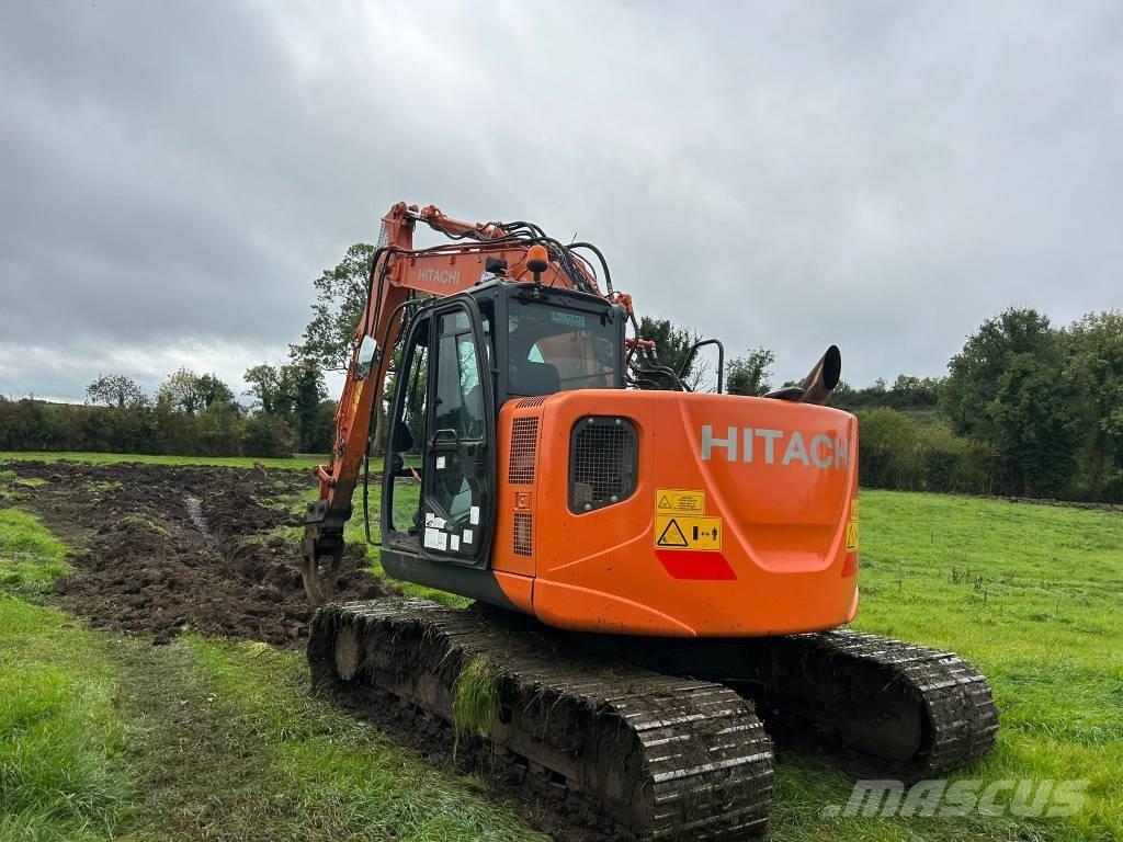 Hitachi ZX135-5 Telakaivukoneet