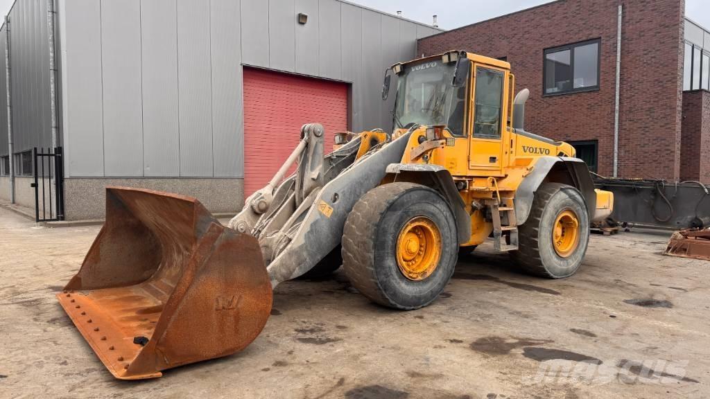 Volvo L 120 E Pyöräkuormaajat