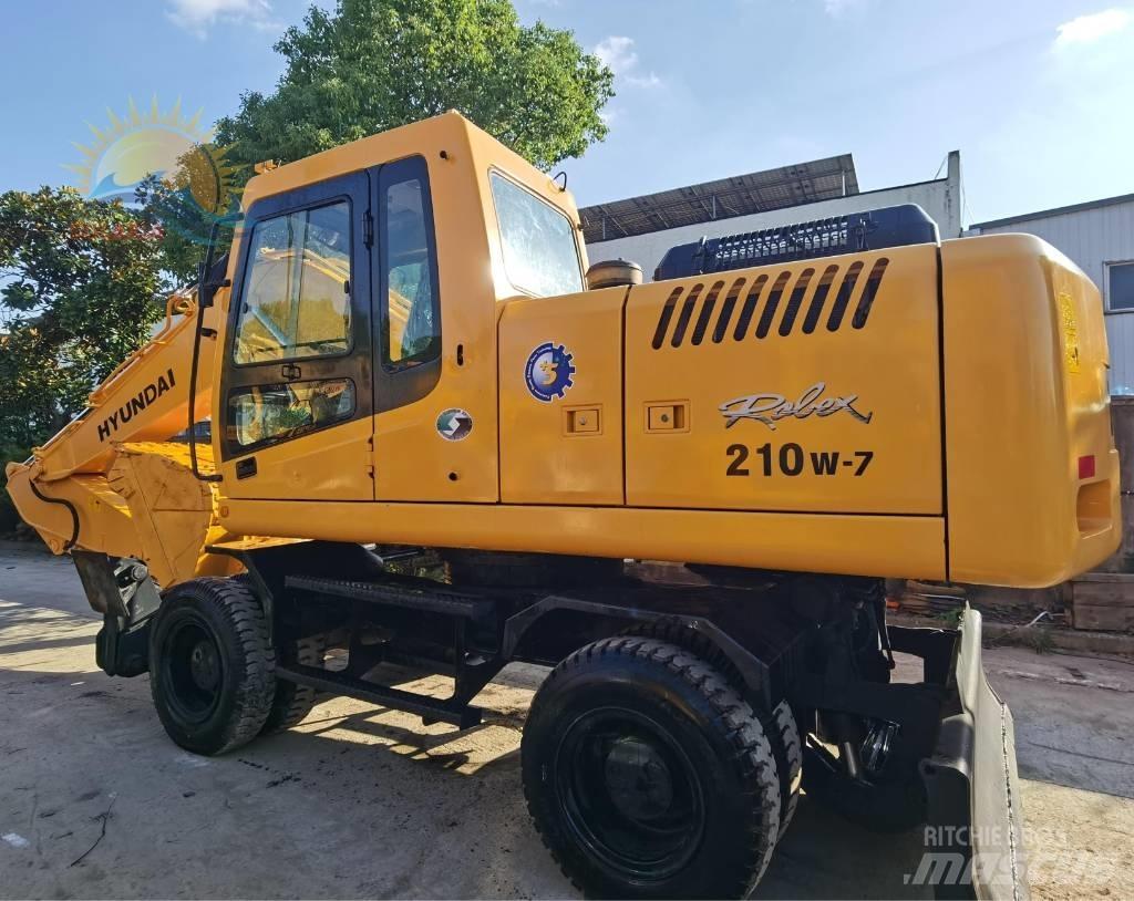 Hyundai R210W-7 Pyöräkaivukoneet