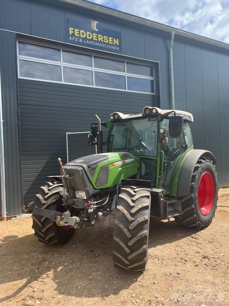 Fendt 211 Traktorit