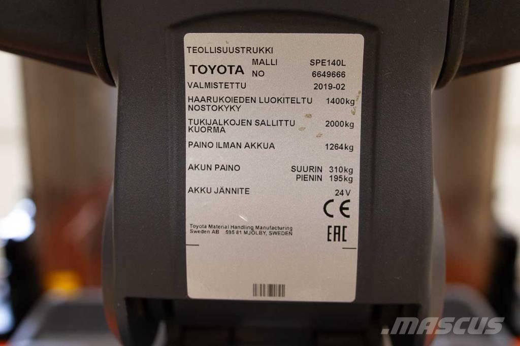 Toyota SPE 140 L Ajettavat pinoamisvaunut