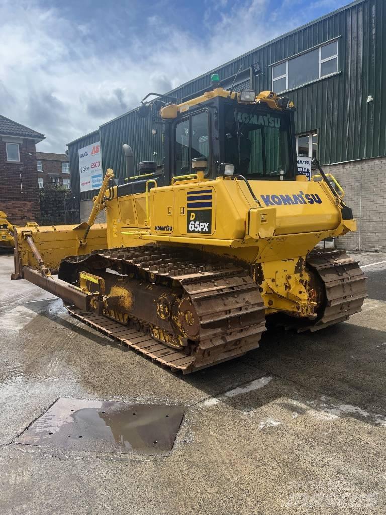 Komatsu D65PX-18E0 Telaketjupuskutraktorit