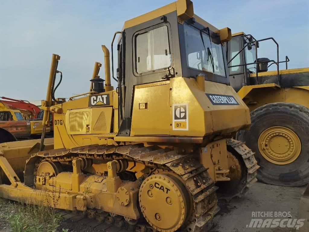 CAT D 7 G Tiehöylät
