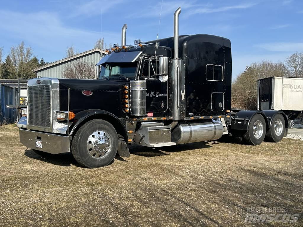 Peterbilt 379 EXT Vetopöytäautot