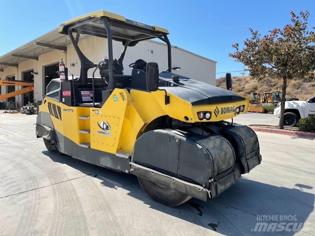 Bomag BW28RH Kumipyöräjyrät