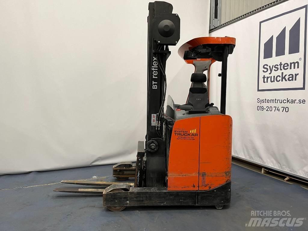 BT RRE 160E Työntömastotrukit