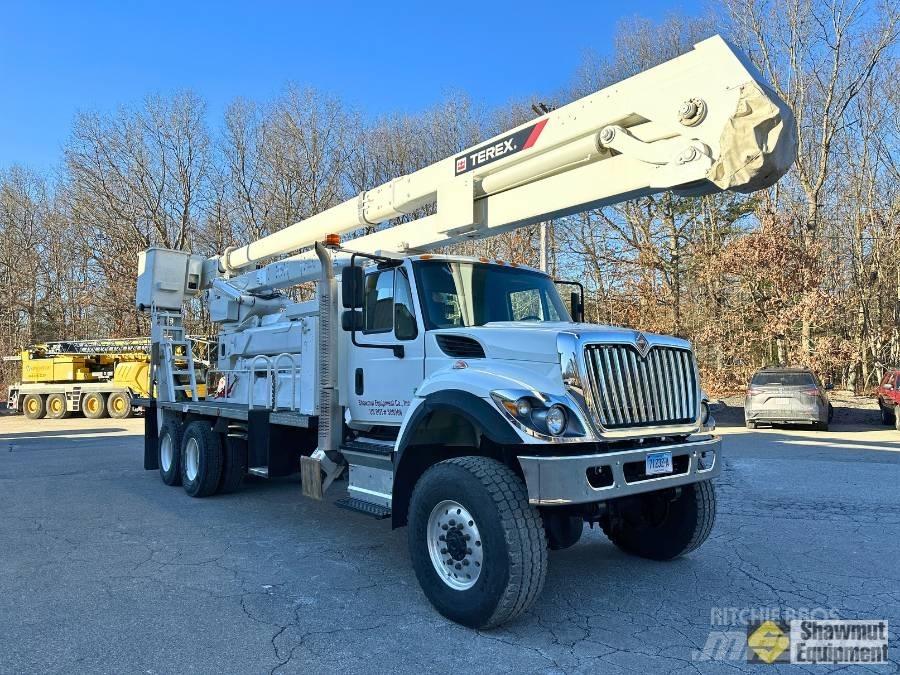 Terex RMX75-100 Nostolava-autot