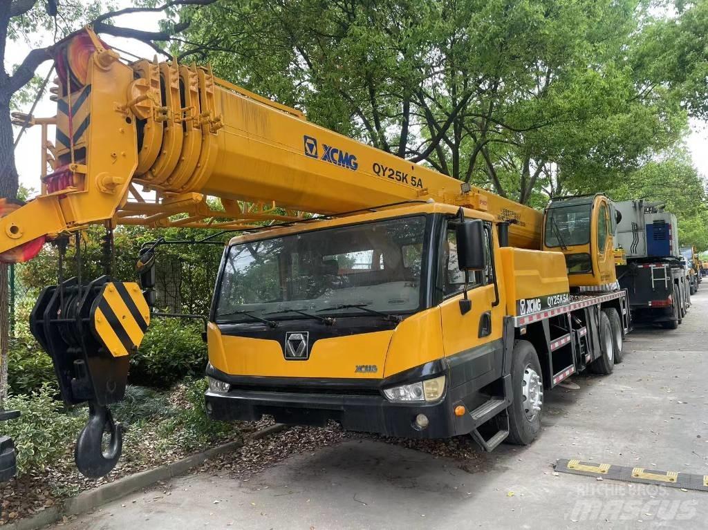 XCMG XCT25 Mobiilinosturit