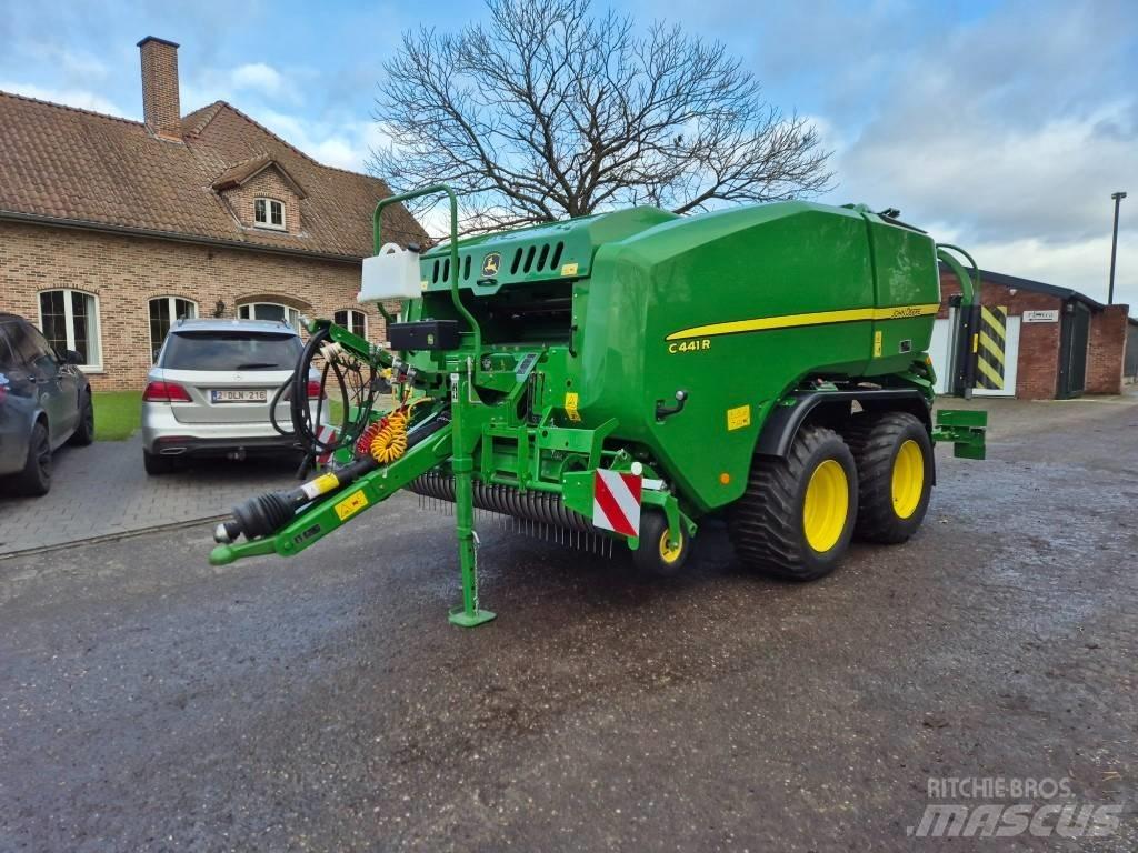 John Deere C441R Pyöröpaalaimet