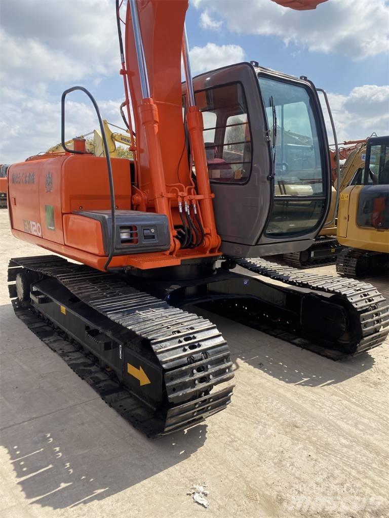 Hitachi EX120 Telakaivukoneet