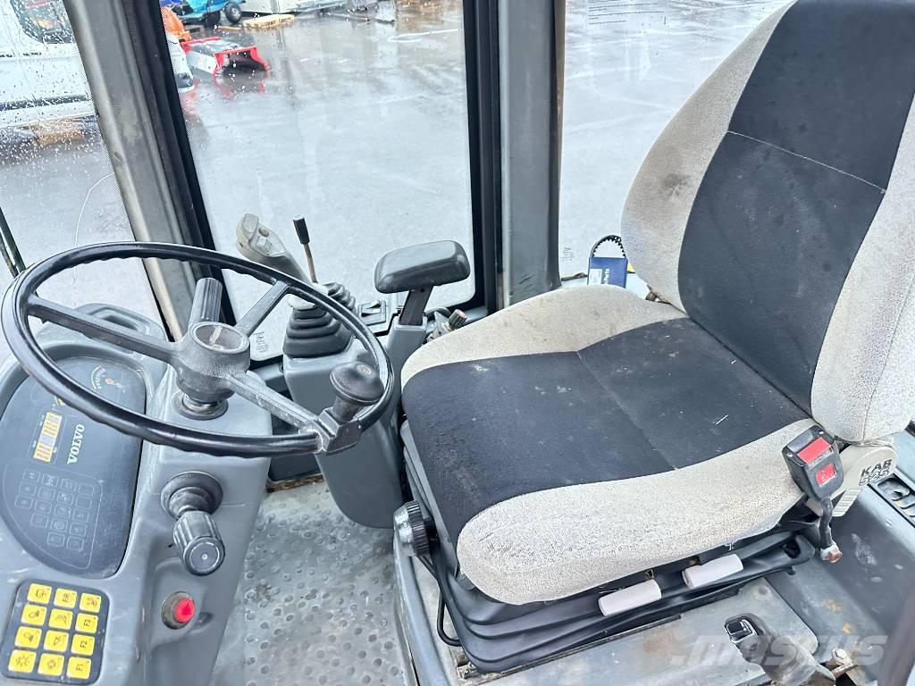 Volvo L30B Pyöräkuormaajat