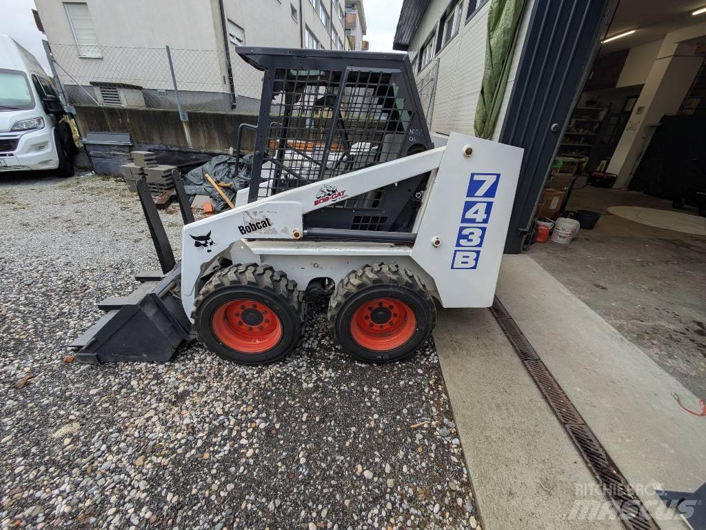 Bobcat 743 B Liukuohjatut kuormaajat
