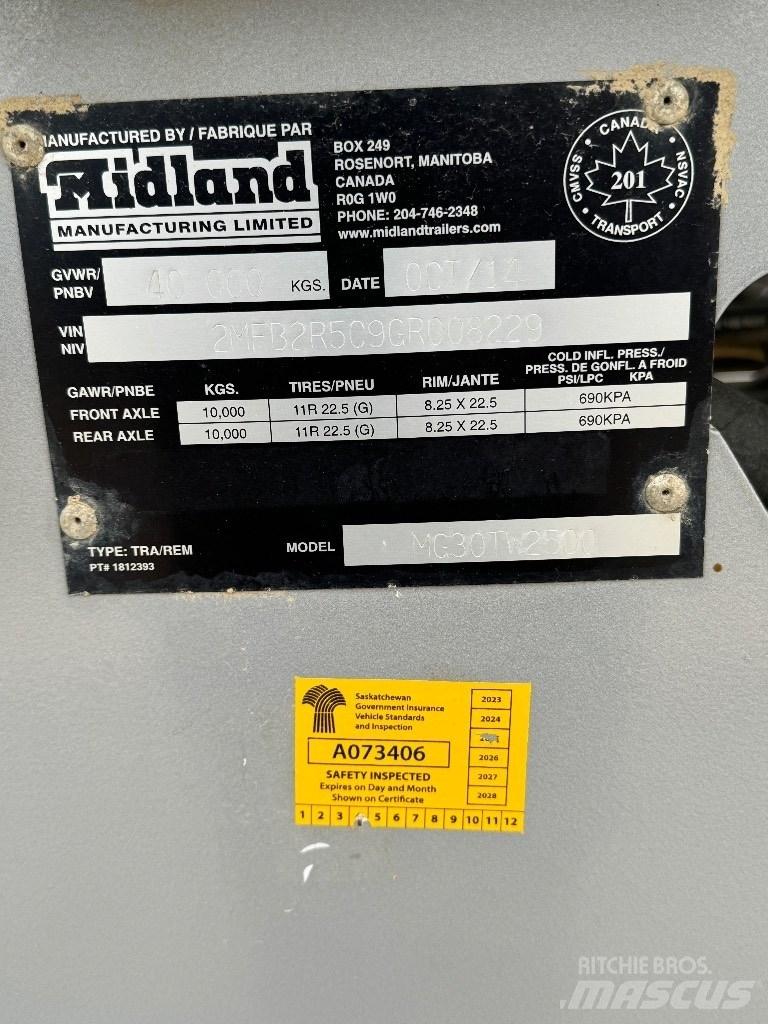 Midland TW2500 Sora- ja kippiperävaunut