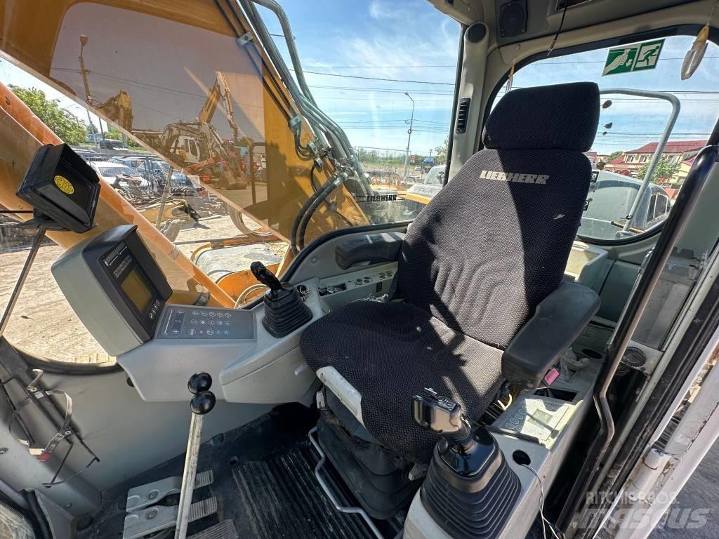 Liebherr R 906 LC Telakaivukoneet