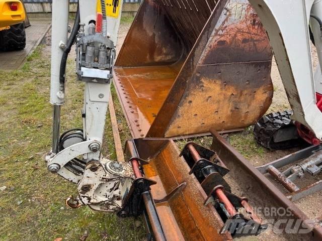 Takeuchi TB 216 V4 Minikaivukoneet < 7t