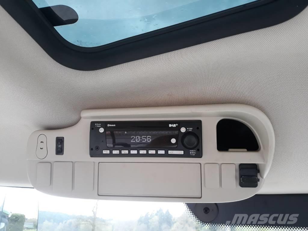 John Deere 6120 R Traktorit