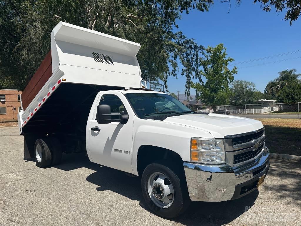 Chevrolet 3500 Sora- ja kippiautot