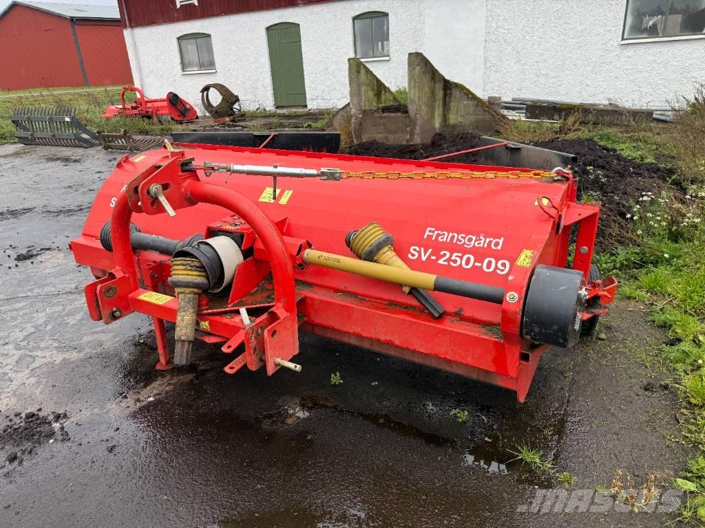 Fransgård SV 250-09 Pöyhimet ja haravat