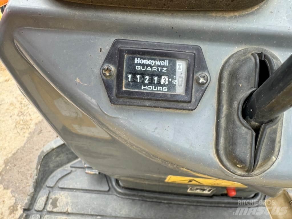 Yanmar SV08 (1C169) Minikaivukoneet < 7t