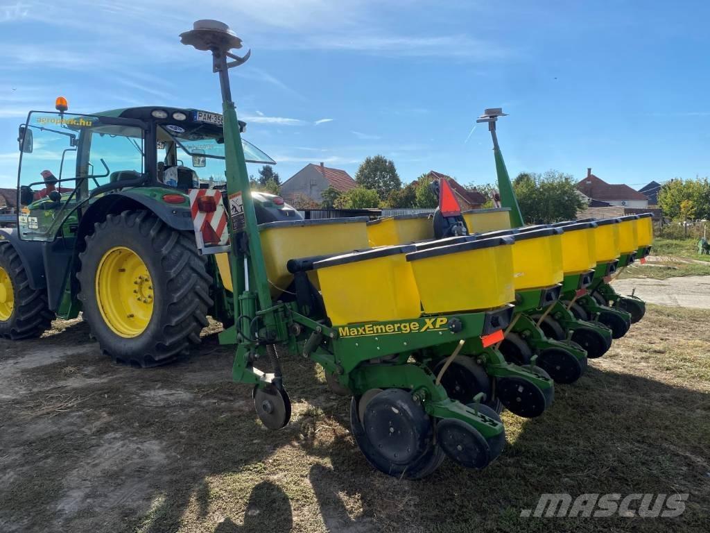 John Deere 1750 Istutuskoneet