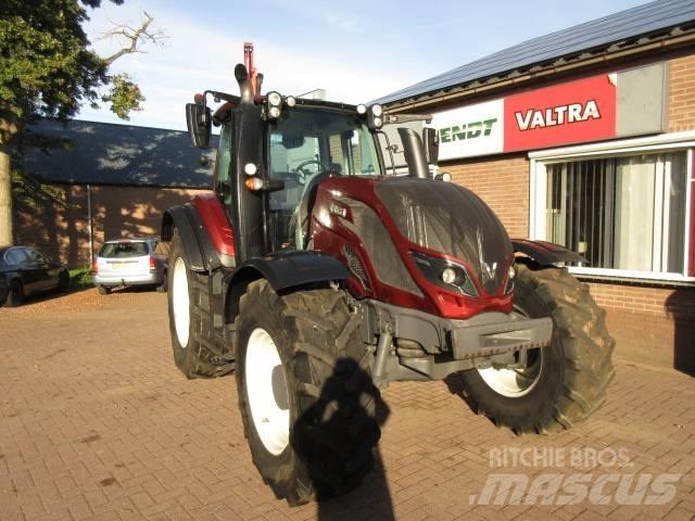 Valtra T174 VERSU Traktorit