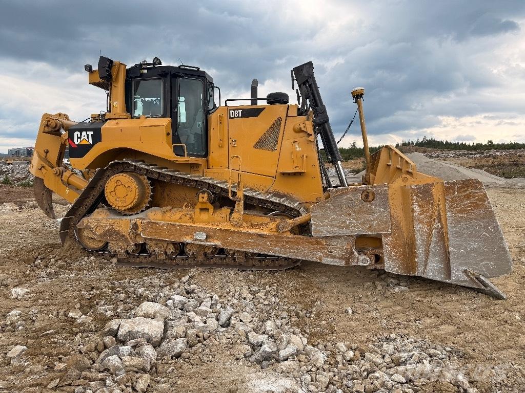 CAT D 8 T Telaketjupuskutraktorit