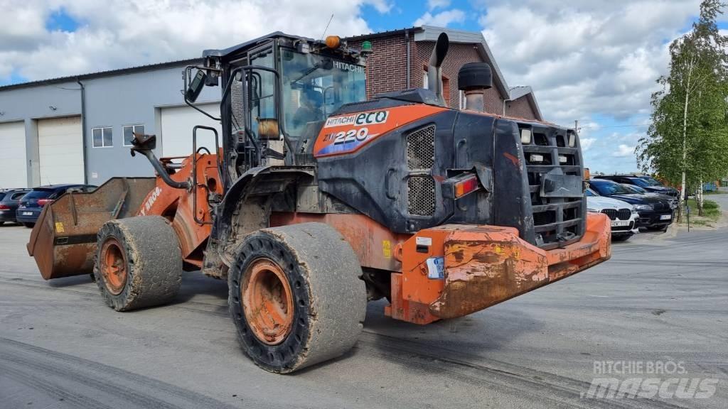 Hitachi ZW 220-6 Pyöräkuormaajat