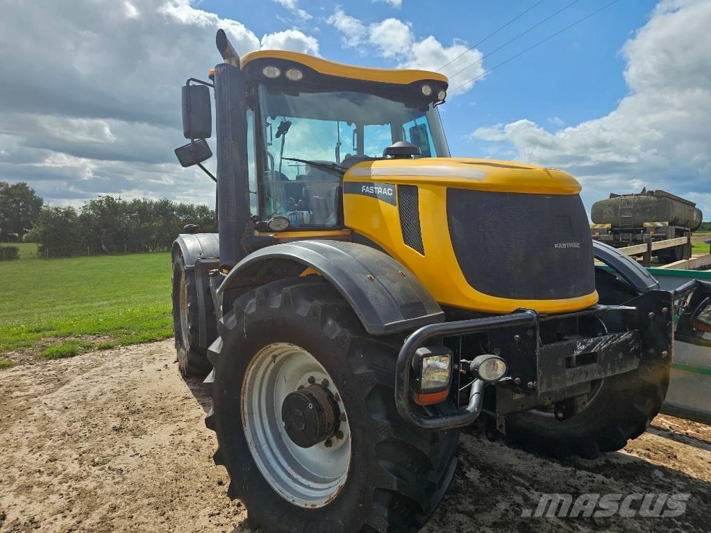 JCB Fastrac 3200 Traktorit