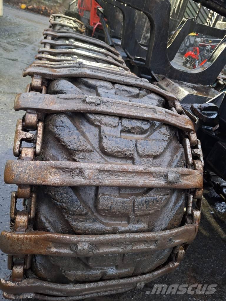 Komatsu 875 Kuormatraktorit