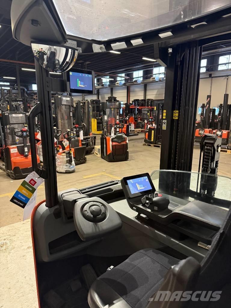 BT truck RRE 160HE Työntömastotrukit