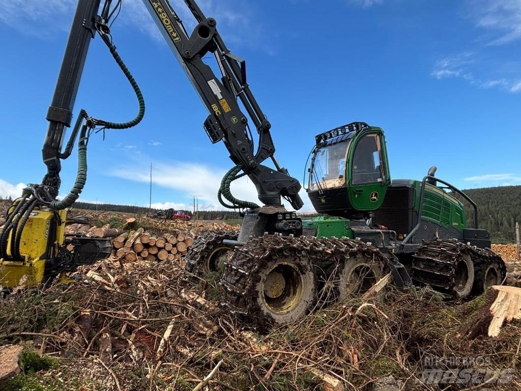 John Deere 1270G 8WD Harvesterit