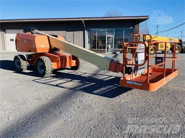 JLG 600S Teleskooppipuominostimet