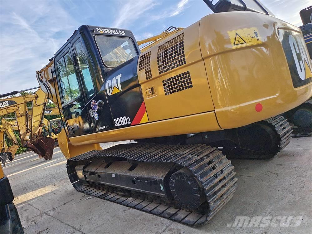 CAT 320 D Telakaivukoneet