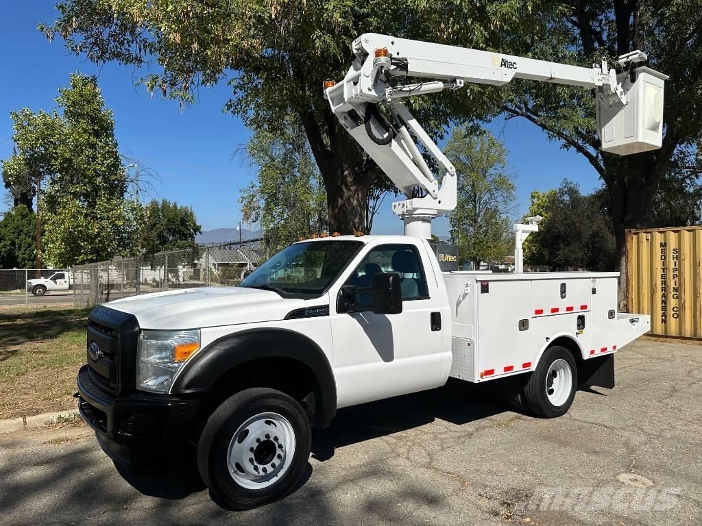 Altec AT 235 Nostolava-autot