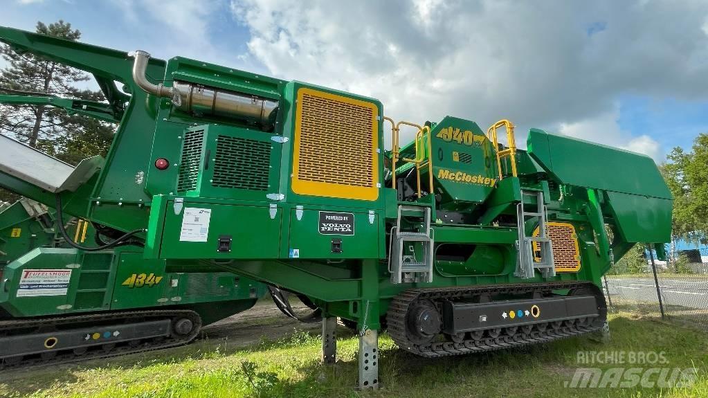 McCloskey J40 Seulat