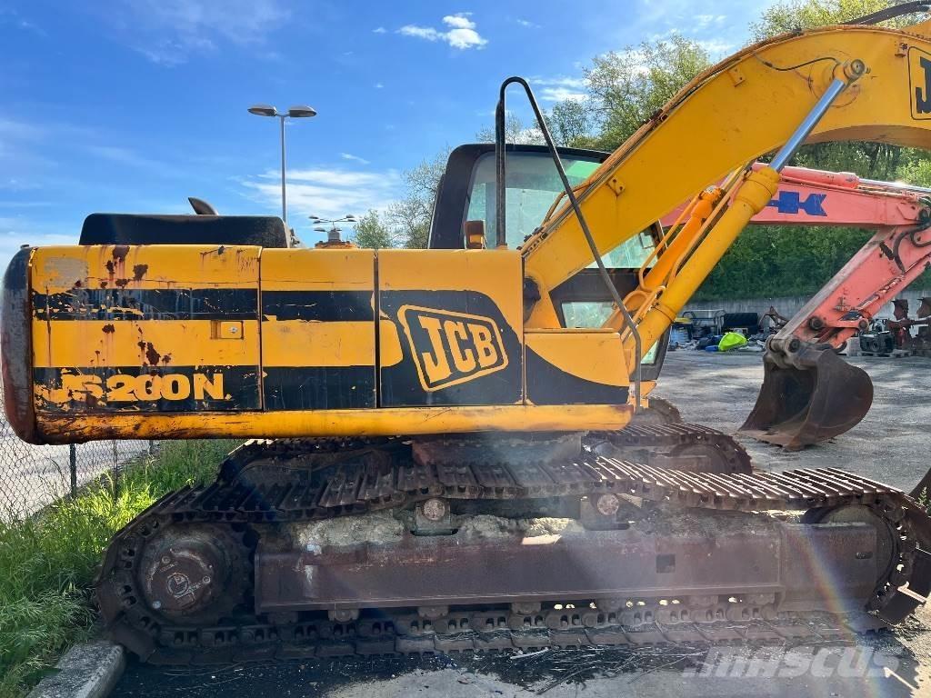 JCB JS 200 Telakaivukoneet