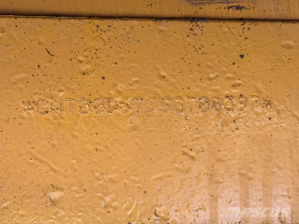 CAT D6T LGP Telaketjupuskutraktorit