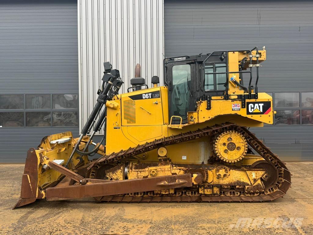 CAT D6T LGP Telaketjupuskutraktorit