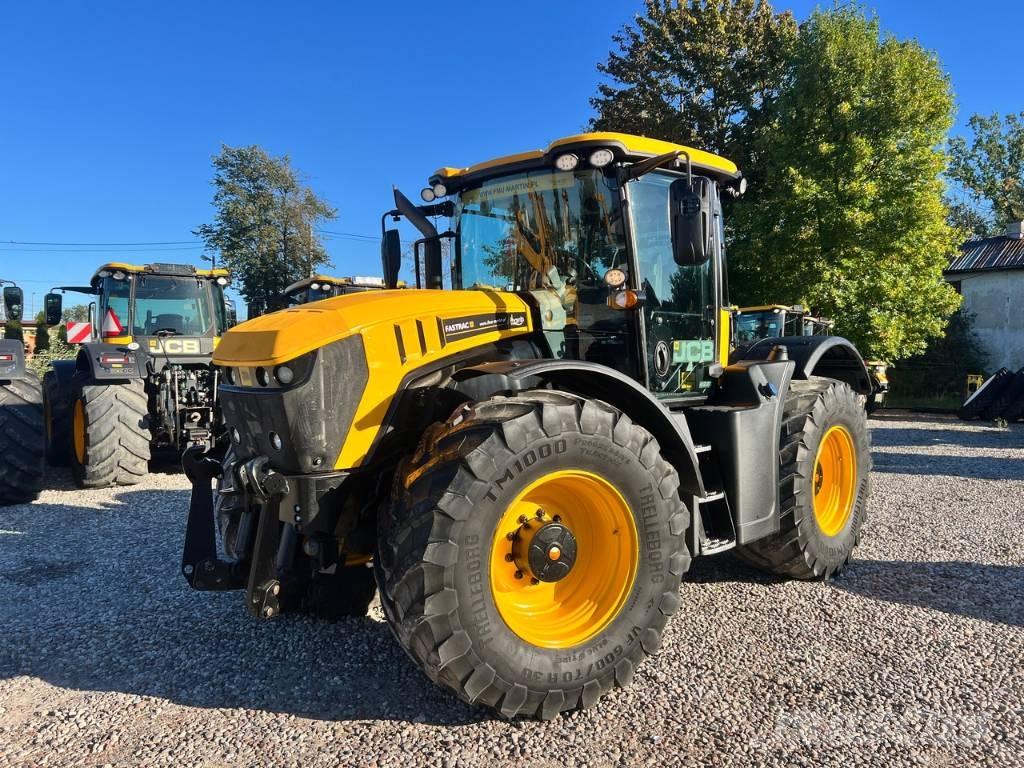 JCB Fastrac 4220 Traktorit