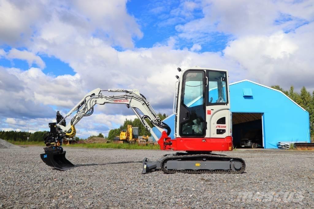 Takeuchi TB325R Minikaivukoneet < 7t