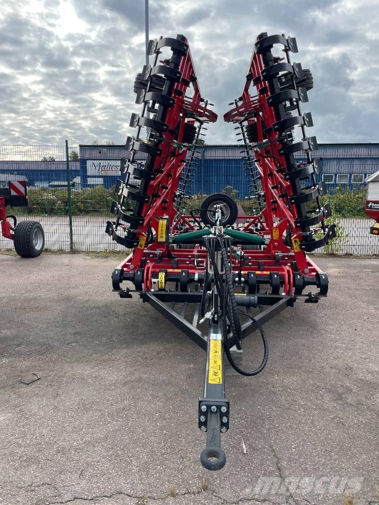 Kverneland Tiger 700 Äkeet