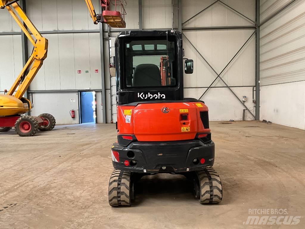 Kubota KX 037-4 Minikaivukoneet < 7t