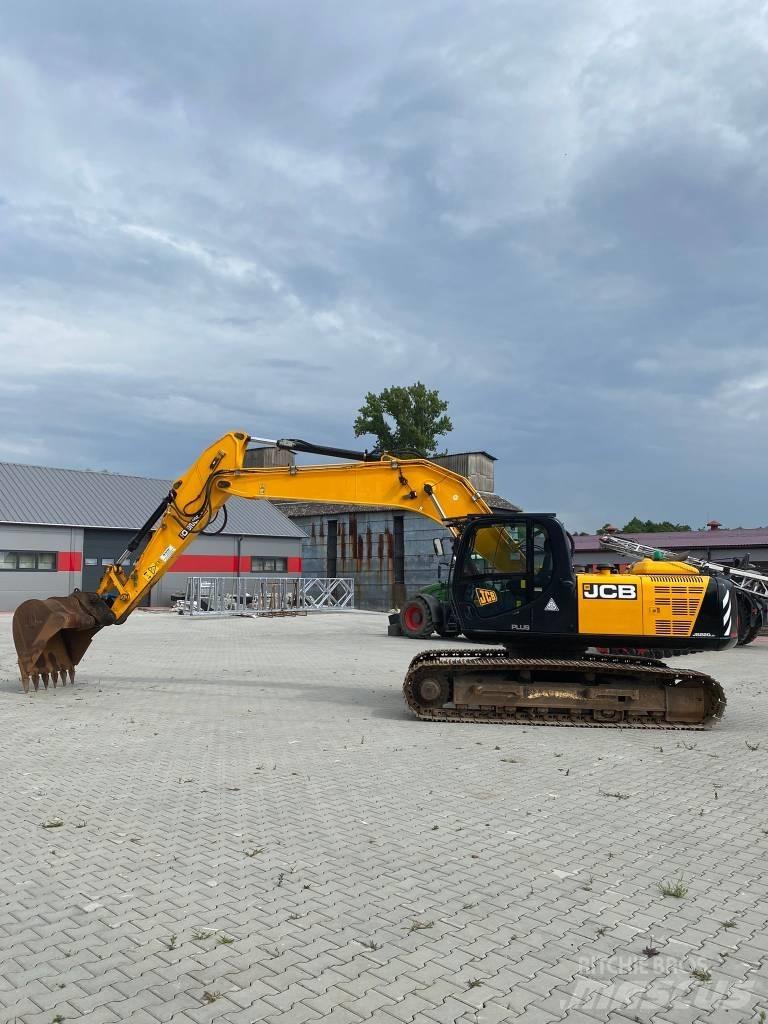 JCB JS 220 LC Telakaivukoneet